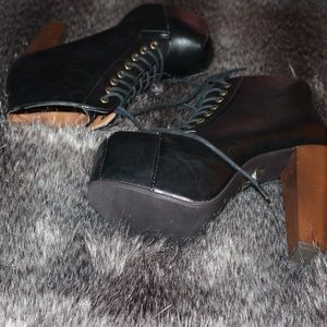 Black chunky booties.